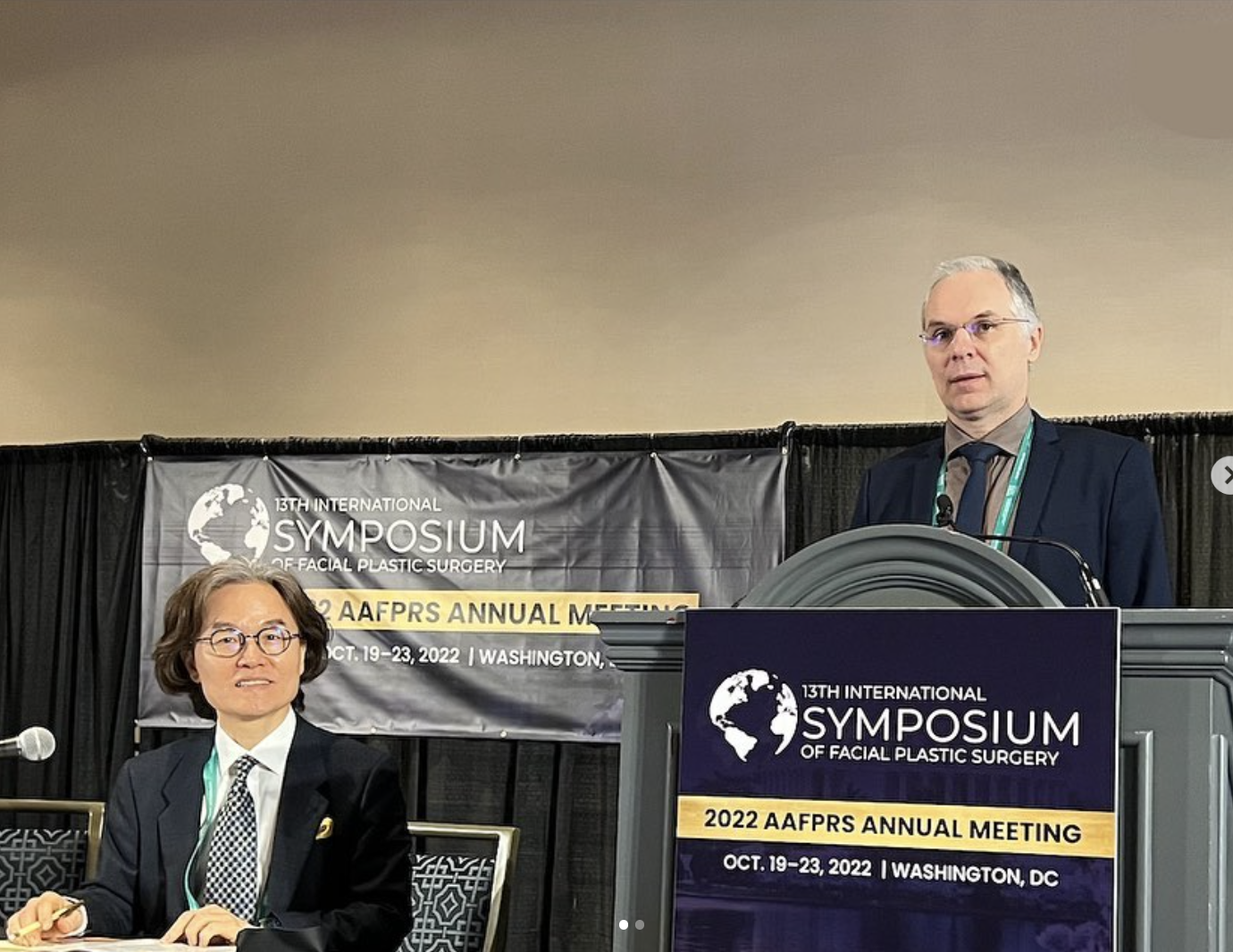 Dr George Mireas presenting at the AAFPRS International Symposium of Facial Plastic Surgery