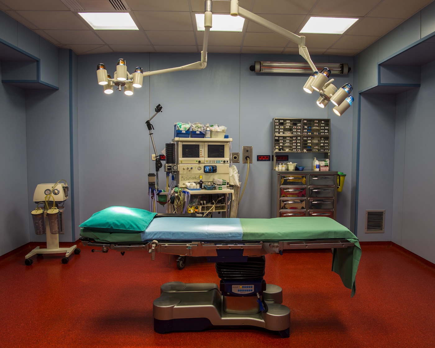 Advanced surgical training facilities for rhinoplasty education in Athens